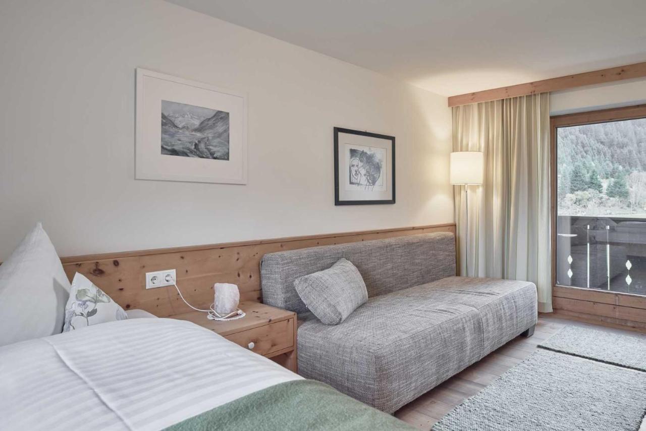 Bio Hotel Stillebach Sankt Leonhard im Pitztal Exteriör bild