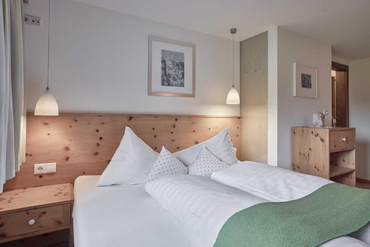Bio Hotel Stillebach Sankt Leonhard im Pitztal Exteriör bild
