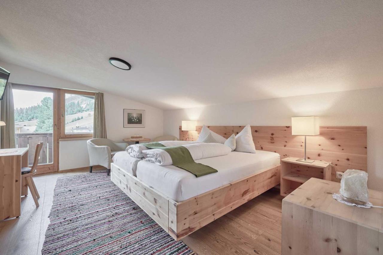 Bio Hotel Stillebach Sankt Leonhard im Pitztal Exteriör bild