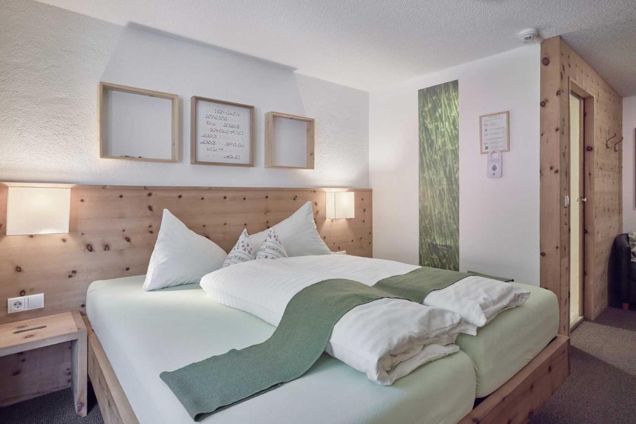 Bio Hotel Stillebach Sankt Leonhard im Pitztal Exteriör bild