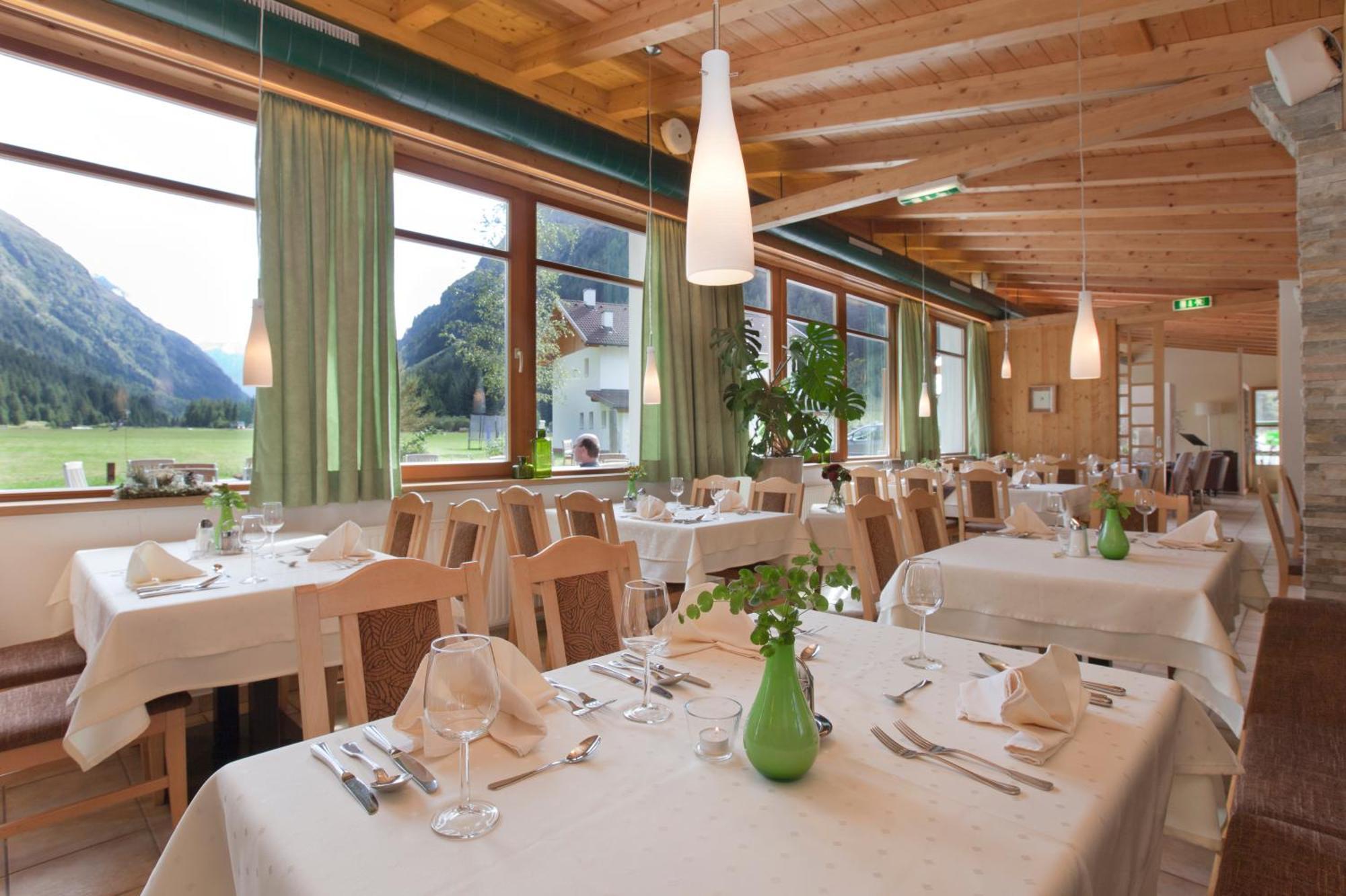Bio Hotel Stillebach Sankt Leonhard im Pitztal Exteriör bild