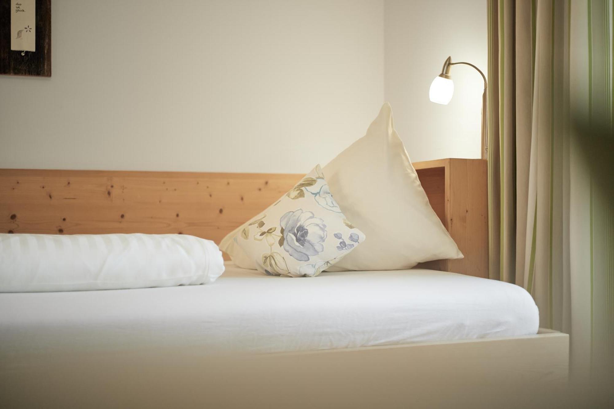 Bio Hotel Stillebach Sankt Leonhard im Pitztal Exteriör bild